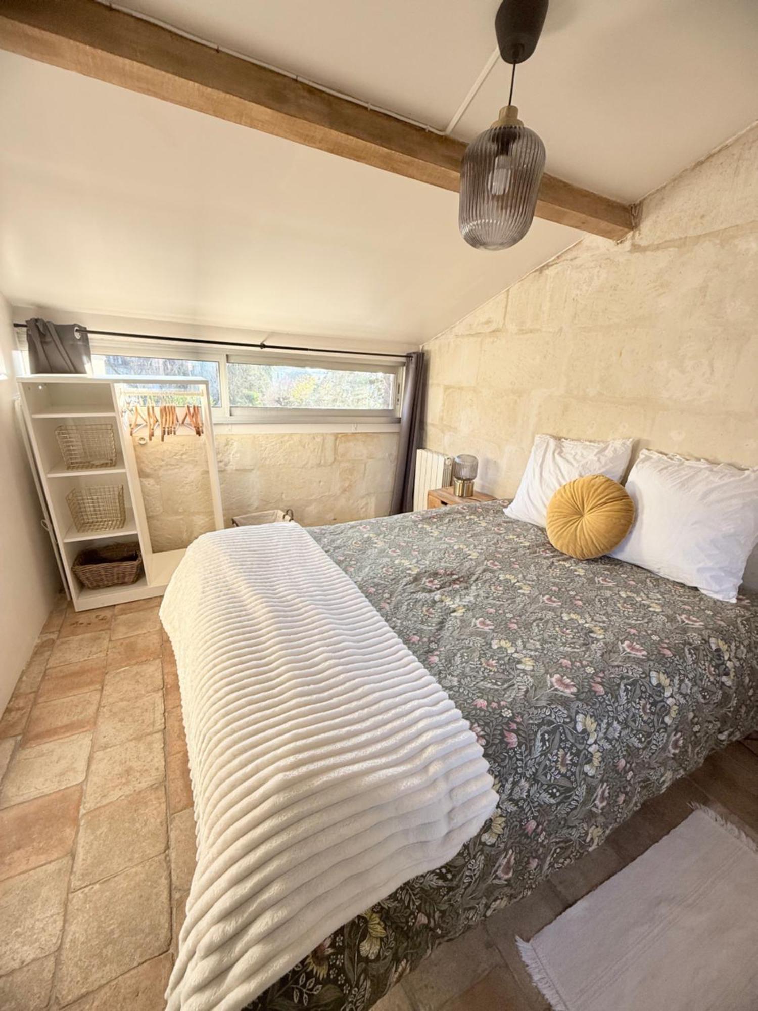 La Tour De L Horloge, Appt Typique A 500M Du Chateau Chinon Exterior foto